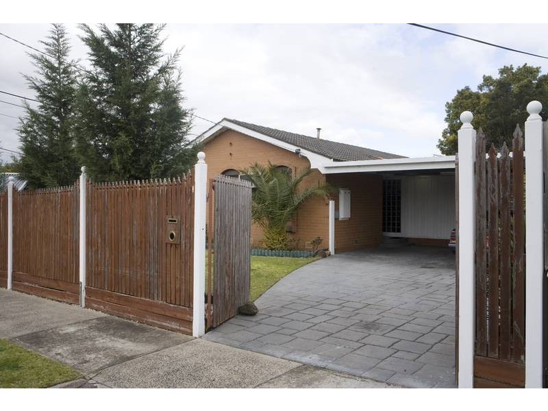 50 Downard Crescent, Dandenong North VIC 3175