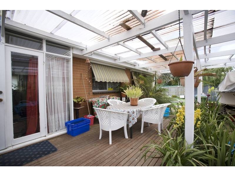 50 Downard Crescent, Dandenong North VIC 3175