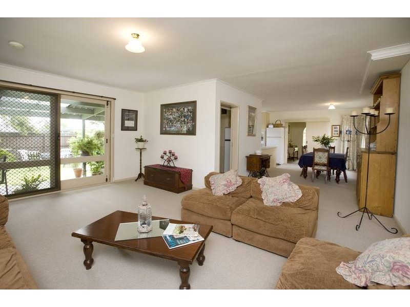 2 Studley Street, Mulgrave VIC 3170