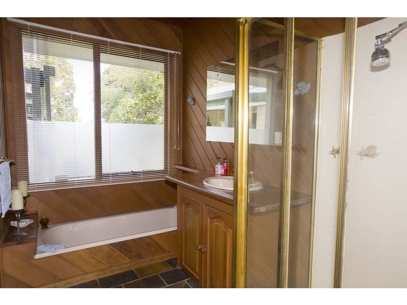 2 Studley Street, Mulgrave VIC 3170