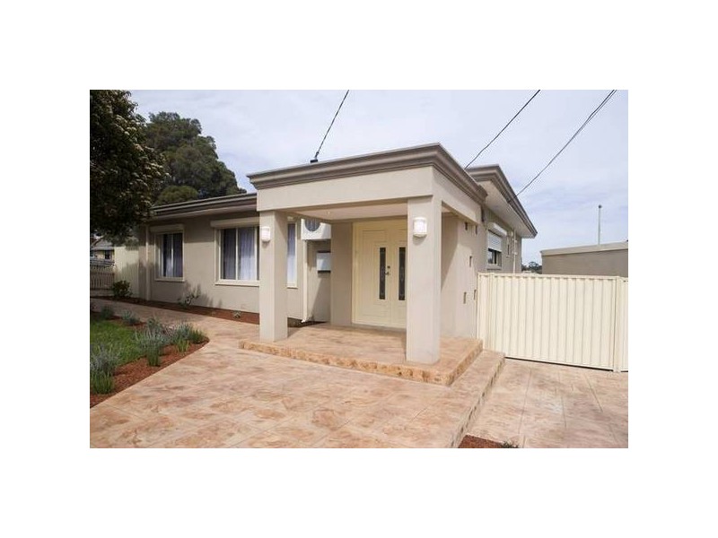 88 Oakwood Avenue, Noble Park North VIC 3174
