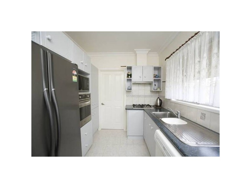 88 Oakwood Avenue, Noble Park North VIC 3174