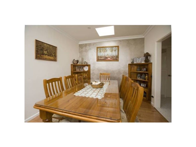 88 Oakwood Avenue, Noble Park North VIC 3174