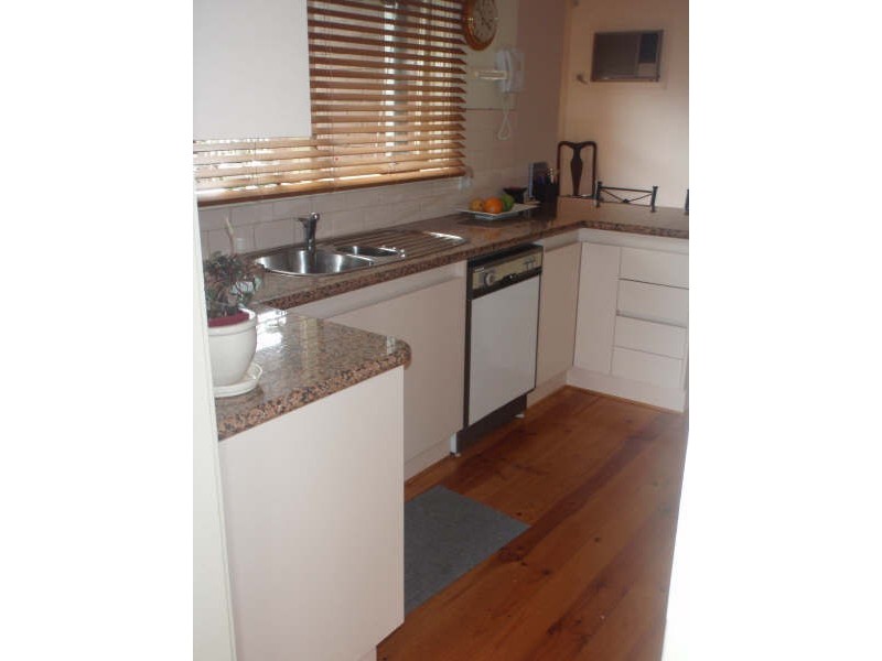 17 Kaye Court, Dandenong North VIC 3175
