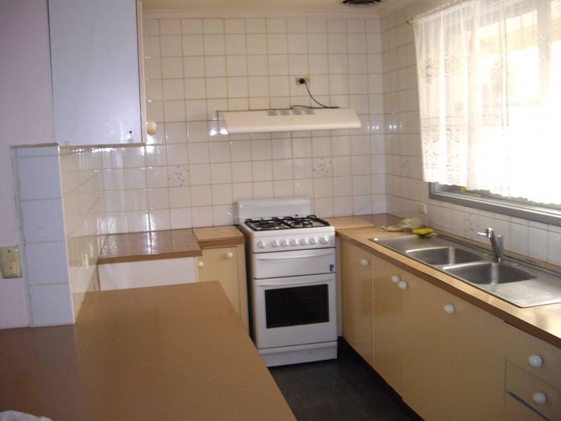 11 Timberglade Drive, Noble Park North VIC 3174