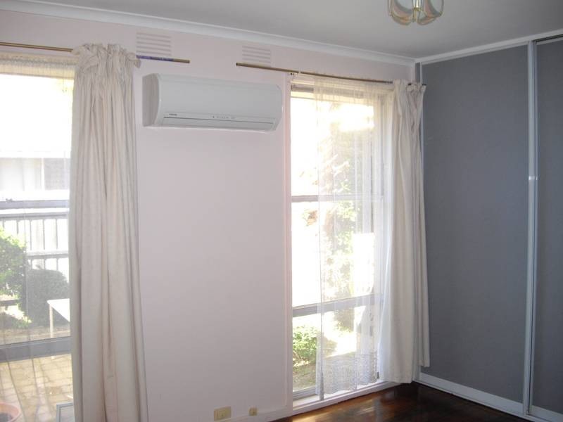 11 Timberglade Drive, Noble Park North VIC 3174