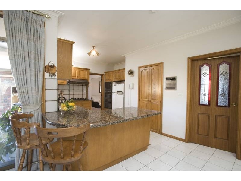 1 Huckson Rise, Dandenong North VIC 3175