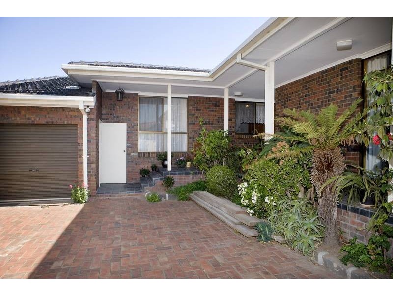1 Huckson Rise, Dandenong North VIC 3175