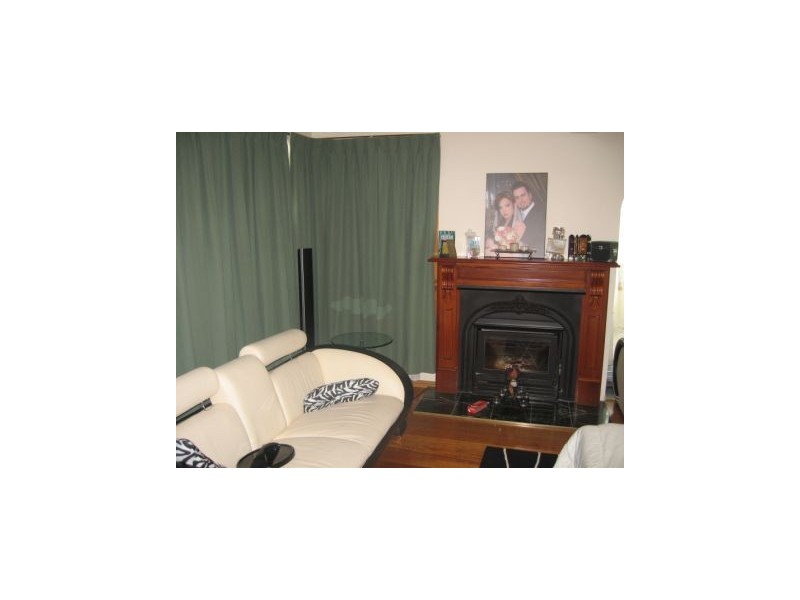 2 Adelong Court, Dandenong North VIC 3175