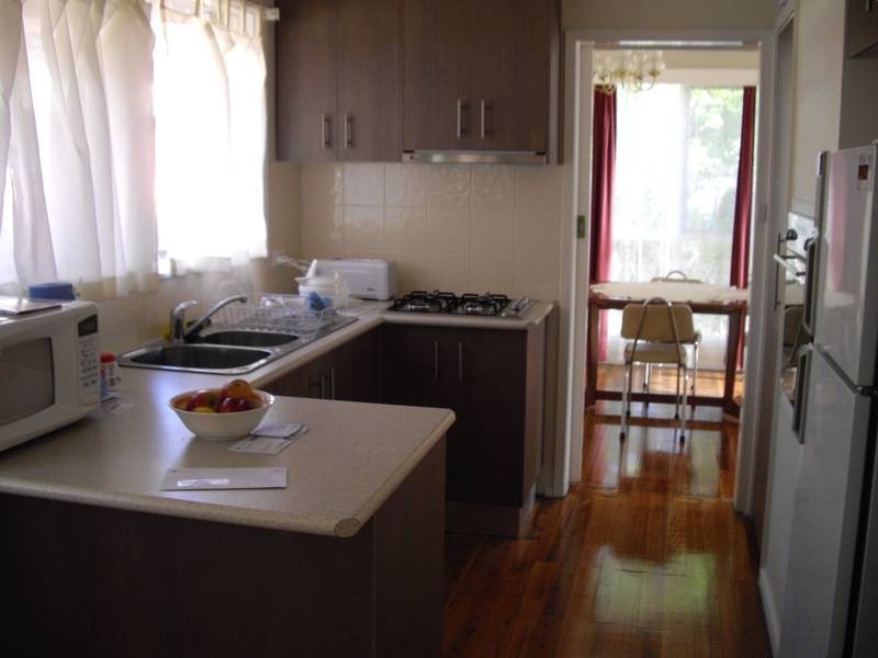 10 Milton Court, Mulgrave VIC 3170