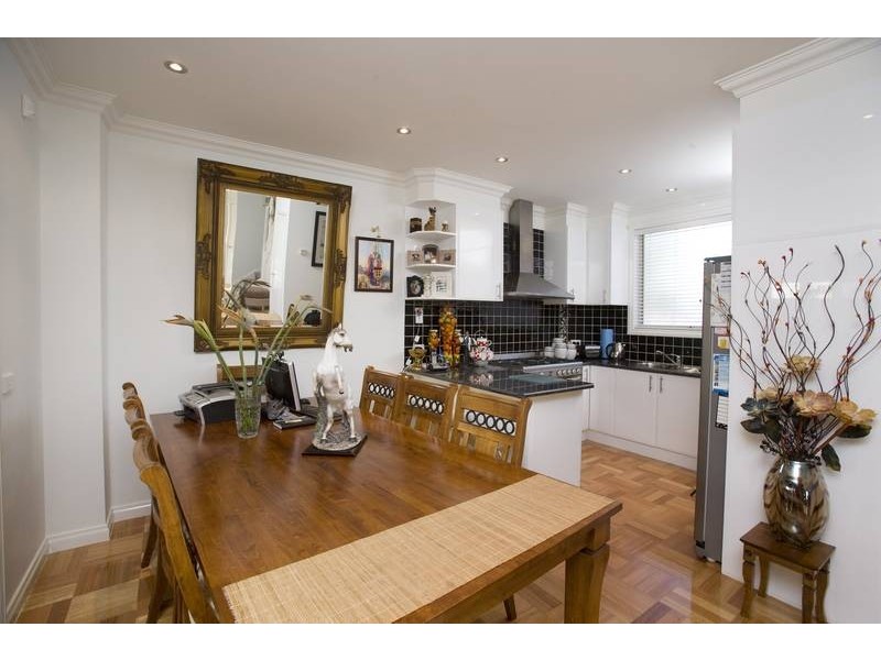 1/3 Irving Road, Dandenong North VIC 3175