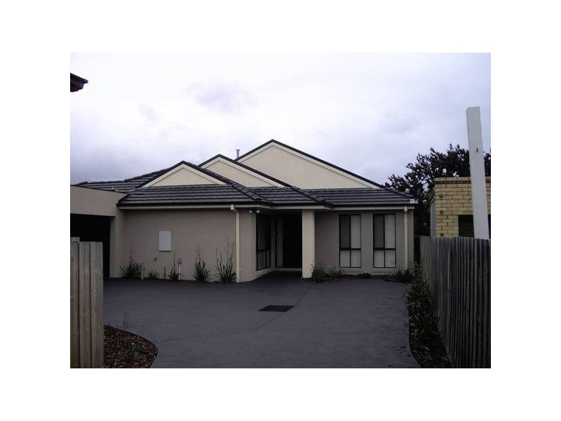 2/58 Baird Street, Mulgrave VIC 3170