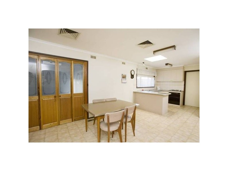 2 Woodview Court, Dandenong North VIC 3175