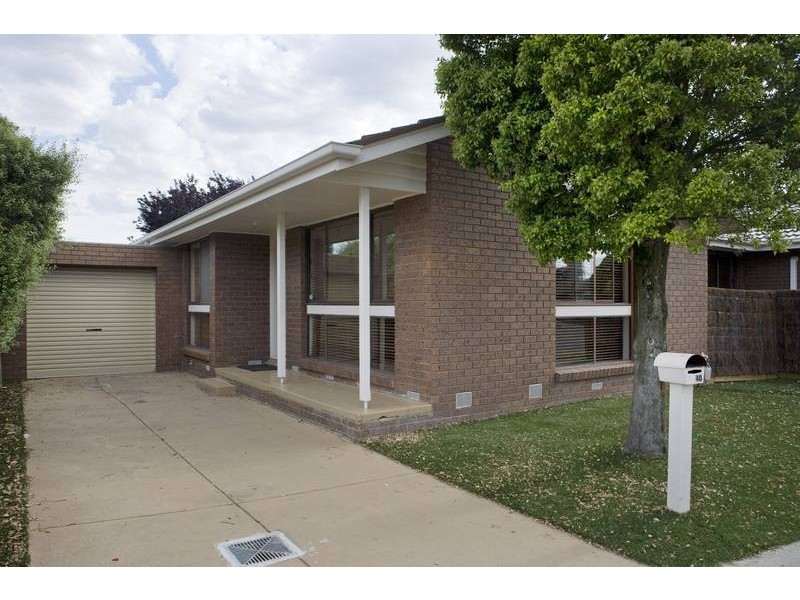 2/40 Shelton Crescent, Noble Park North VIC 3174