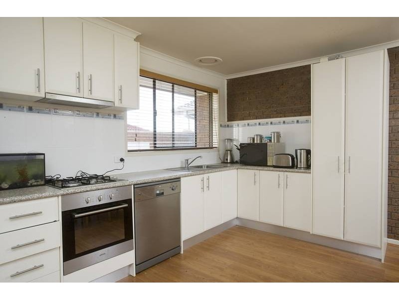 2/40 Shelton Crescent, Noble Park North VIC 3174