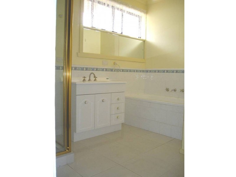 7/6-8 Cypress Grove, Dandenong North VIC 3175
