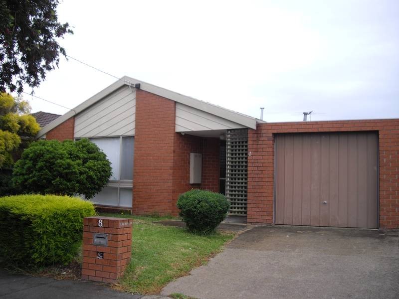 1/8 Parkview Av, Dandenong VIC 3175