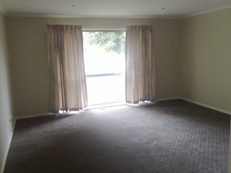 1/6 Nimbin Court, Noble Park North VIC 3174