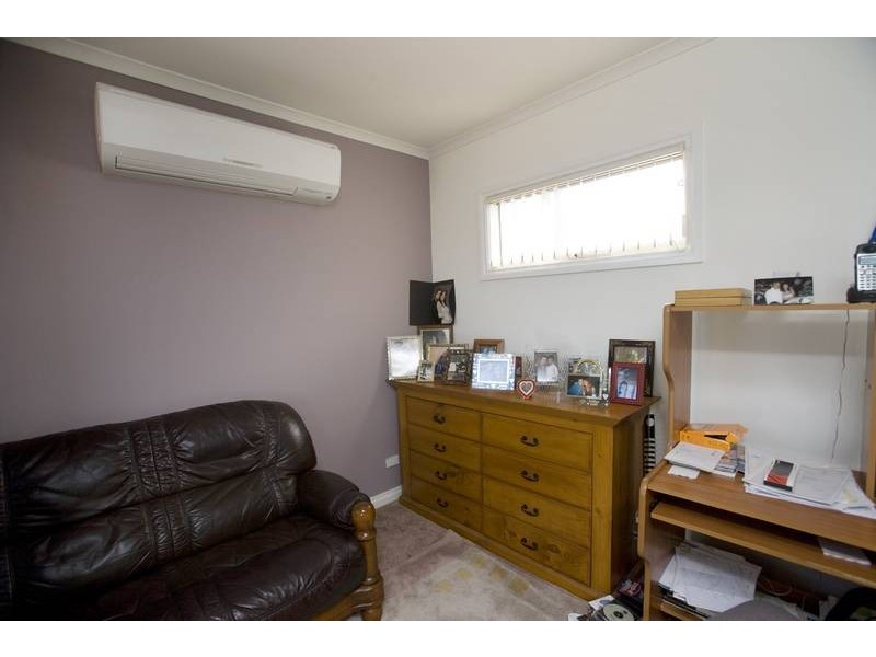 1/3 Irving Road, Dandenong North VIC 3175