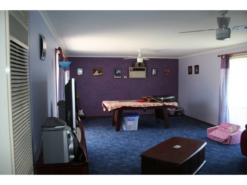 3 Bluegrass Crescent, Pakenham VIC 3810