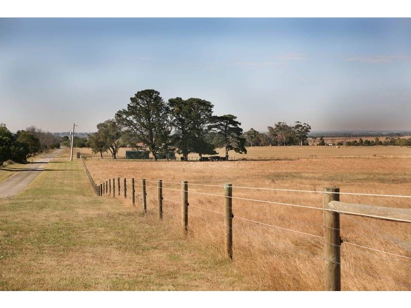 55 Mount Ararat Road, Nar Nar Goon VIC 3812