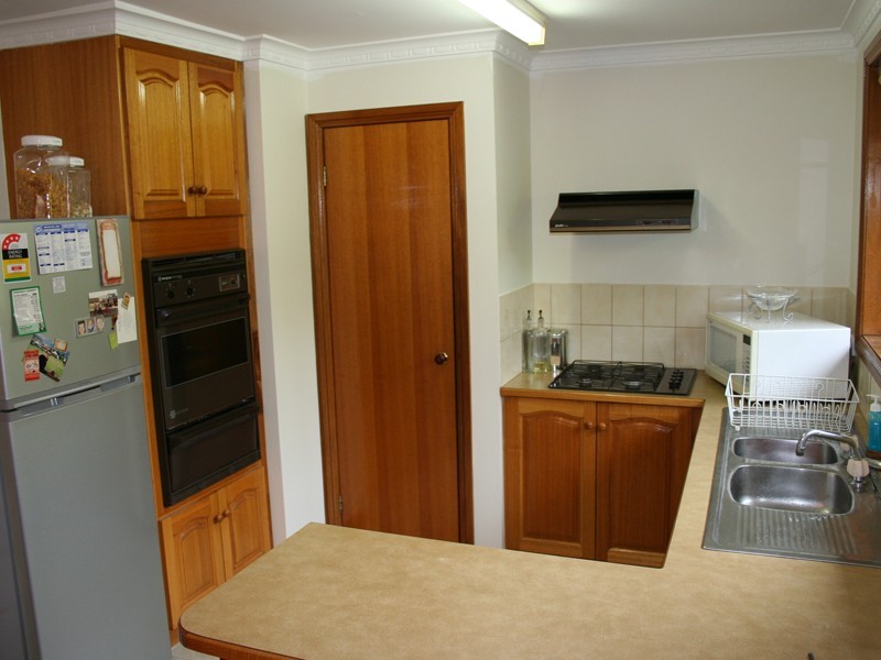 2/1A Neill Street, Berwick VIC 3806