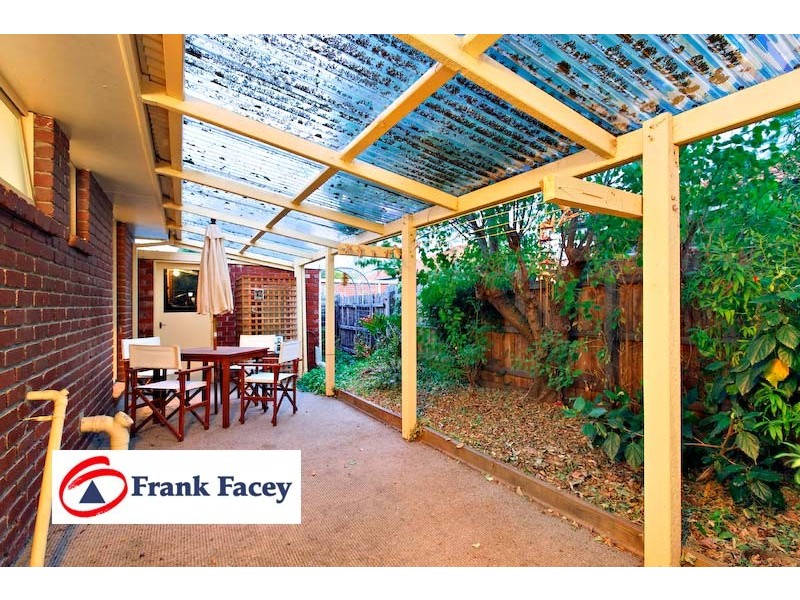 2/36 King Street, Pakenham VIC 3810