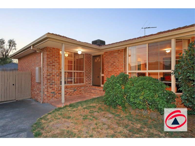 2/1A Neill Street, Berwick VIC 3806