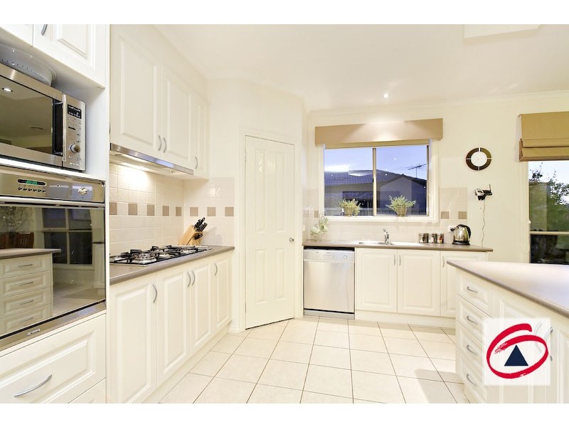 21 Arbour Rise, Pakenham VIC 3810