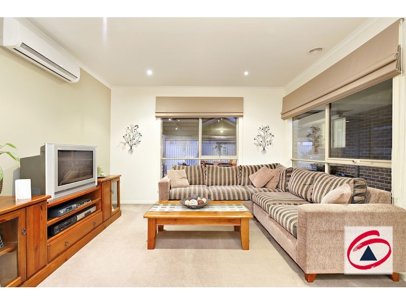 21 Arbour Rise, Pakenham VIC 3810