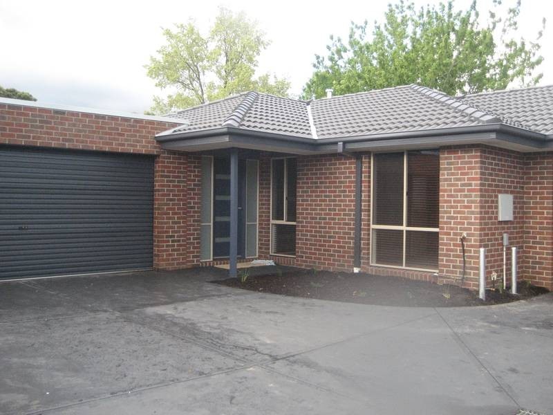 3/28 John Street *, Pakenham VIC 3810