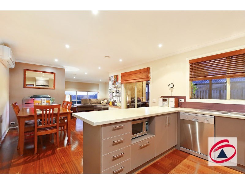 4 Harmony Court, Pakenham VIC 3810