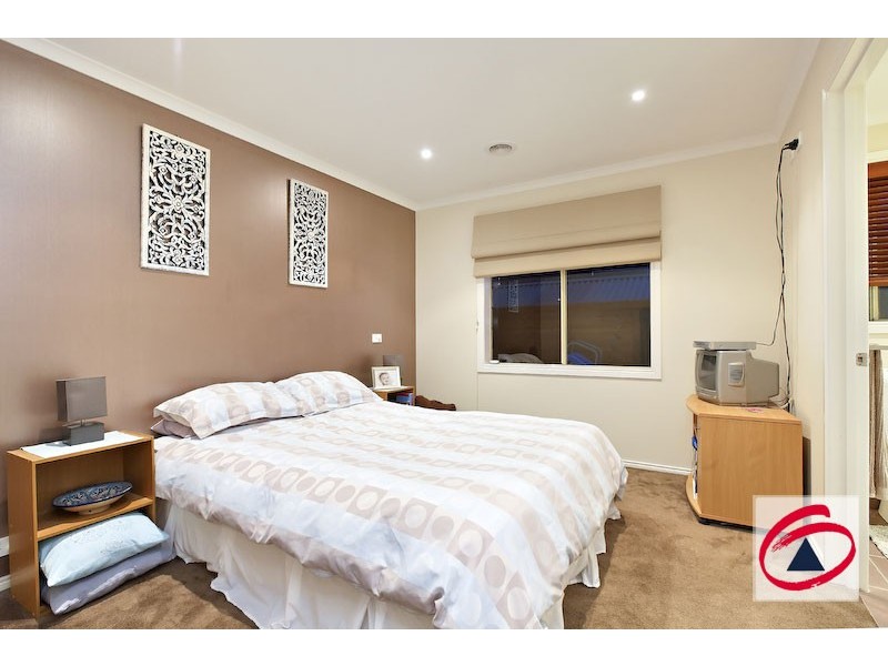 4 Harmony Court, Pakenham VIC 3810