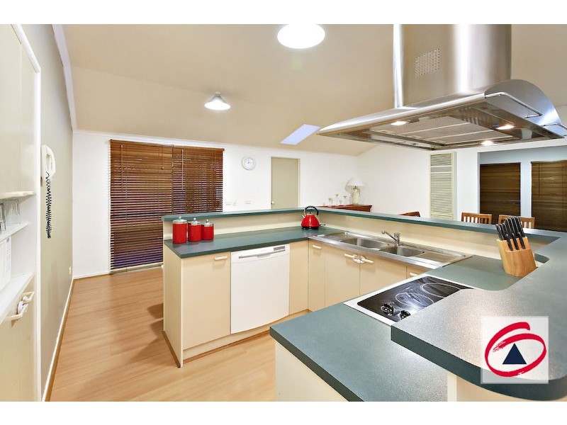 10 Nicholas Court, Pakenham VIC 3810