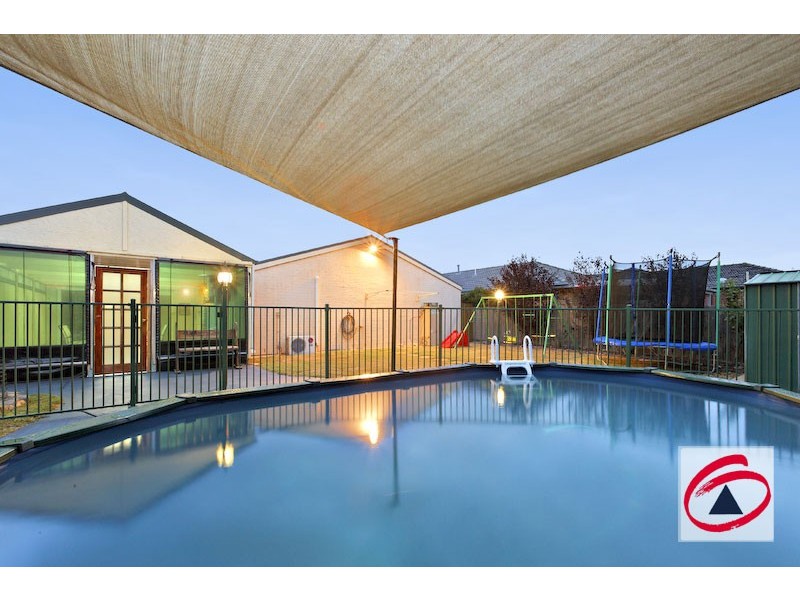 10 Nicholas Court, Pakenham VIC 3810