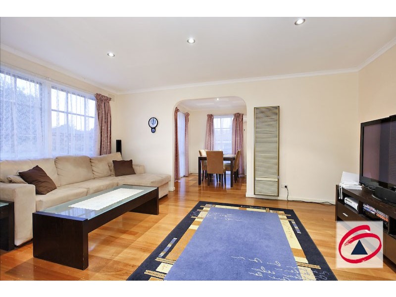 5 Dove Court, Pakenham VIC 3810