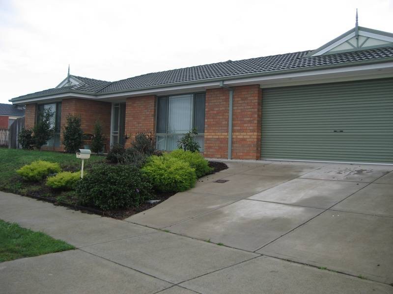 23 Hartsmere Drive, Berwick VIC 3806