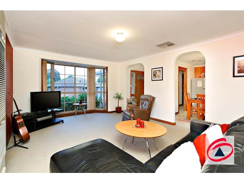 2/1A Neill Street, Berwick VIC 3806