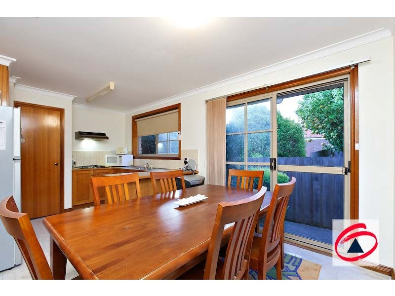 2/1A Neill Street, Berwick VIC 3806