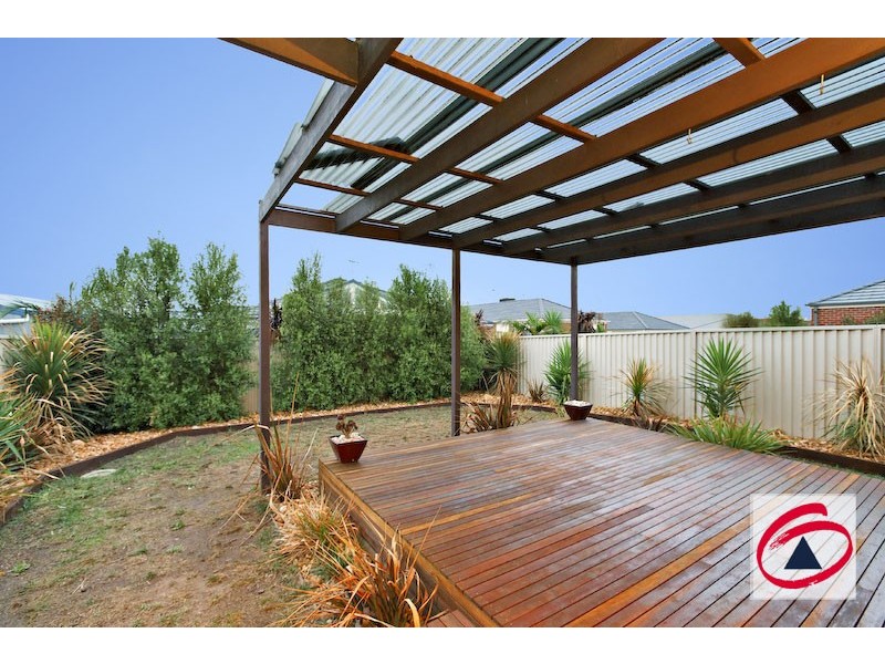 13 Ashwood Grove, Pakenham VIC 3810