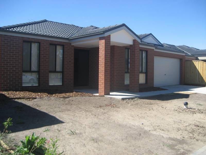 25 Syme Road, Pakenham VIC 3810