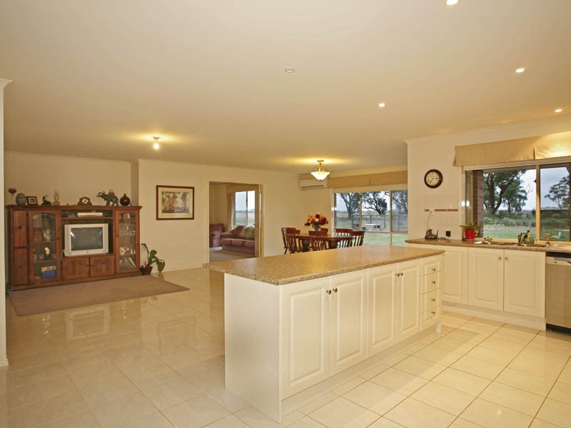 565 Seven Mile Road, Nar Nar Goon VIC 3812