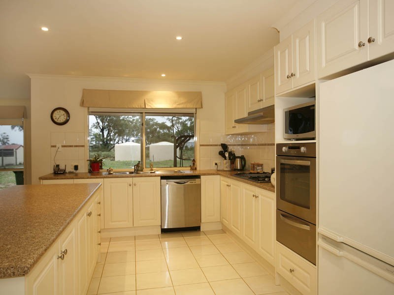 565 Seven Mile Road, Nar Nar Goon VIC 3812