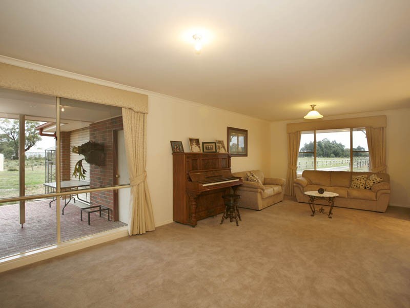 565 Seven Mile Road, Nar Nar Goon VIC 3812