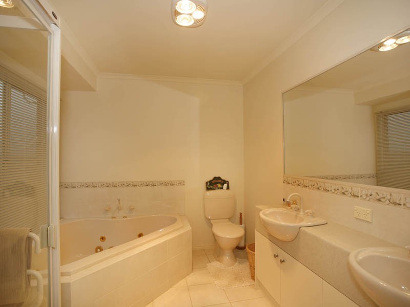 565 Seven Mile Road, Nar Nar Goon VIC 3812