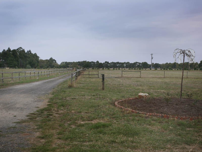 565 Seven Mile Road, Nar Nar Goon VIC 3812