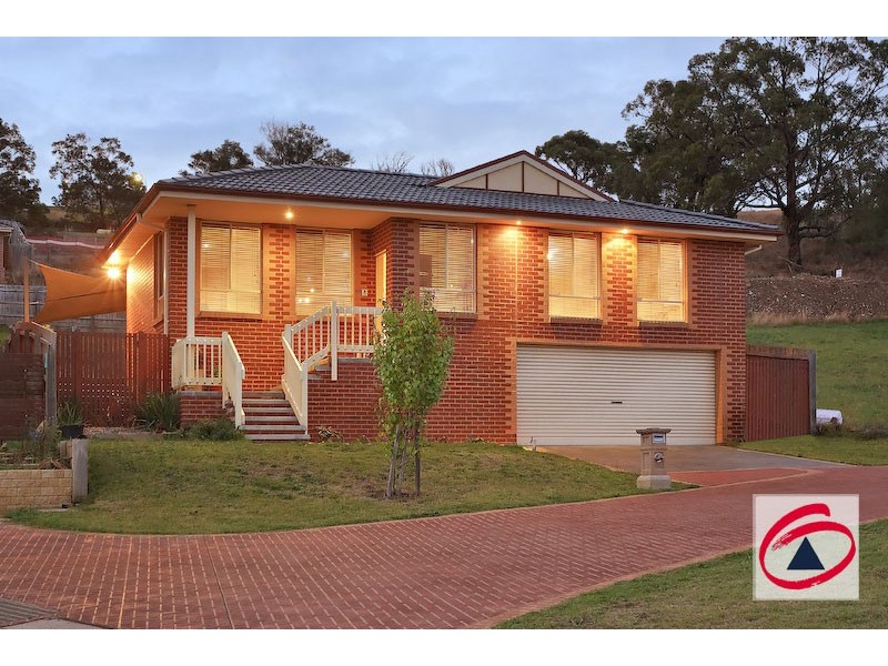 34 Shetland Court, Pakenham VIC 3810