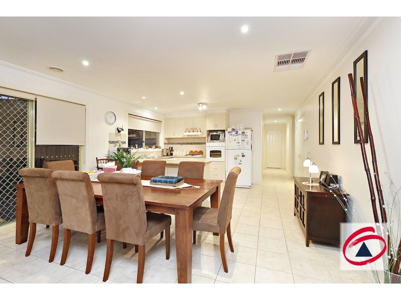 34 Shetland Court, Pakenham VIC 3810