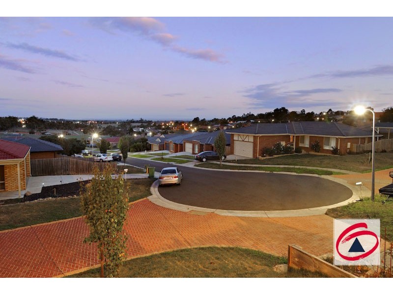 34 Shetland Court, Pakenham VIC 3810