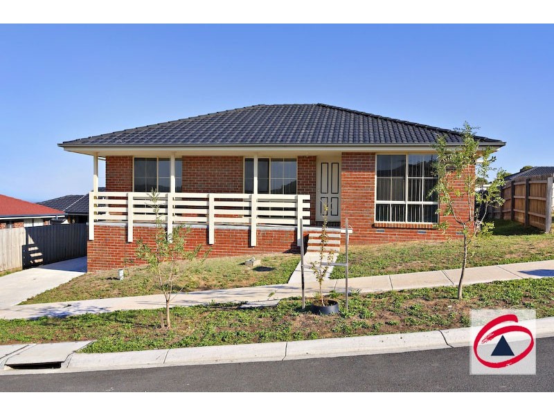7 Luca Place, Pakenham VIC 3810